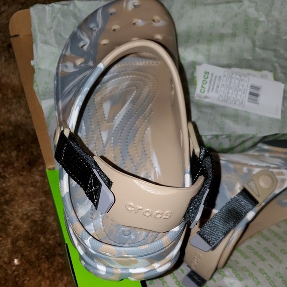 Crocs - Picture 3 of 4